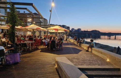 Bouzas. Garaje con cargador V.E. - Foto 5