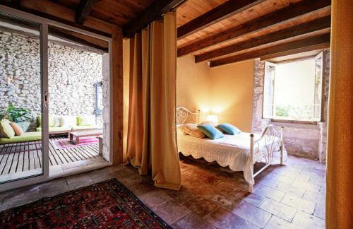 La Maison des Chênes - Piscine et grand terrain arboré dans une ambiance bucolique. - Foto 23