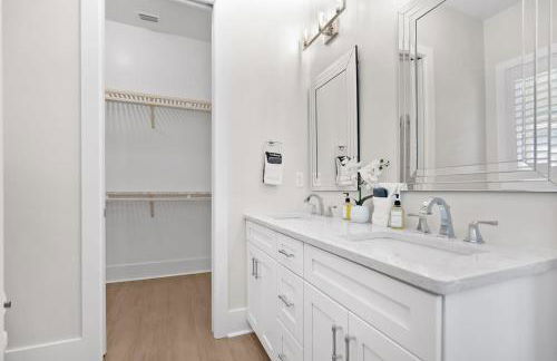 Steps to Ice Plant in Historic St Aug Upscale - Photo 22