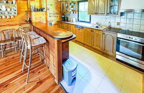 2 Bedroom Beautiful Home In Nowe Warpno - Foto 8