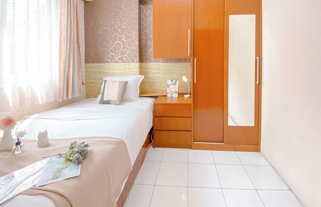 Comfort Living 2BR at Mutiara Bekasi Apartment - Foto 3