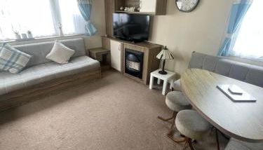 Tracey and Brian's Caravan - Photo 5