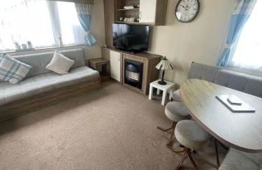 Tracey and Brian's Caravan - Photo 5