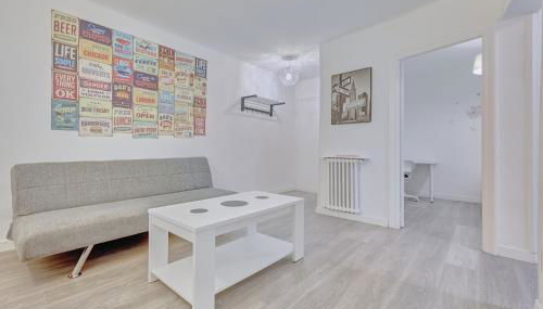 La esquina de Blas by Clabao - Photo 2