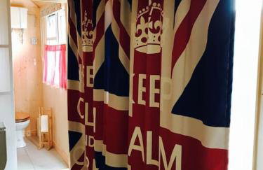 Cosy Private Cabin with parking in good location - Foto 8