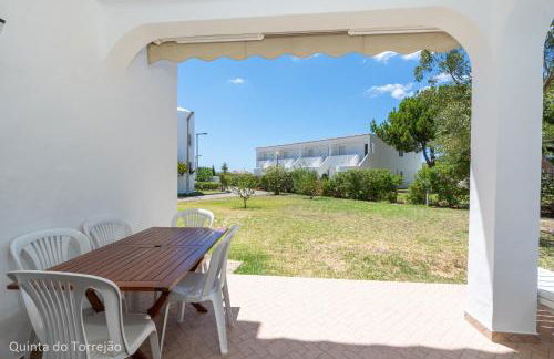 Renovated Algarve Apartments with Pool - Foto 19