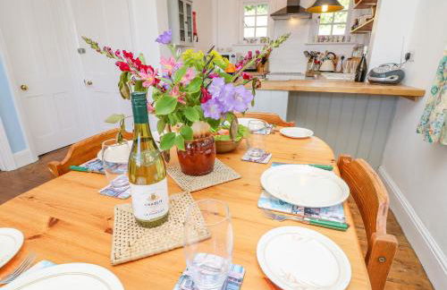 Ladylands Cottage - Photo 9