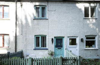 Cosy 2-Bed Home by Pink Flamingo Holdings, Perfect for Business & Groups - Photo 25