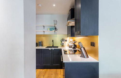 Stunning Modern Apartment in the Heart of Holborn - Photo 20