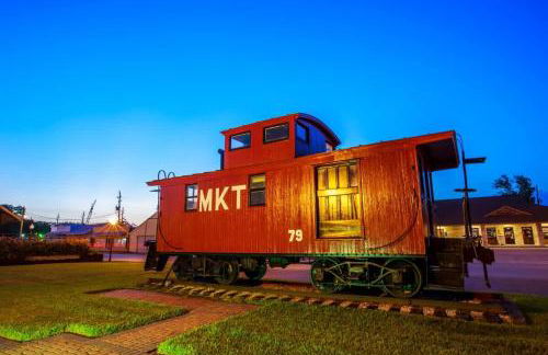 Ultimate Getaway Explore Katy & Houston in Style - Foto 59