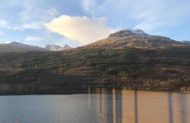 Amazing Alps and Loch views - HOT TUB and pet friendly - Foto 55
