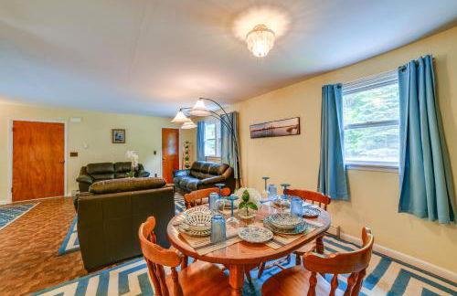 Serene Duplex with On-Site Brook in Callicoon Center - Foto 10