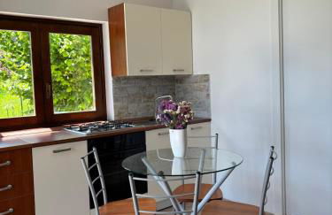 Lake Lodge - Photo 5