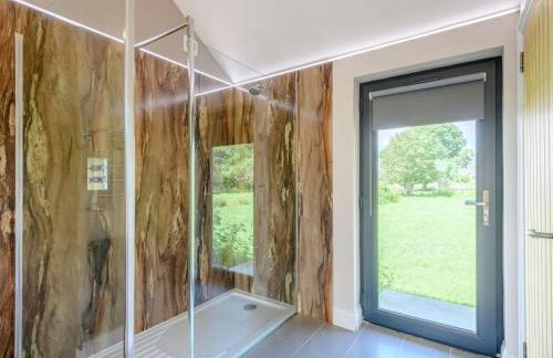 Romantic cottage for 2 with hot tub - Photo 6