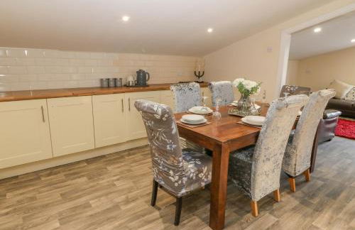 The Apartment at Plas Yr Eithin - Photo 9