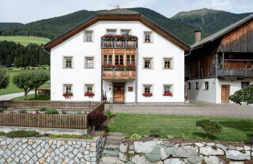 Loefflerhof - Photo 1