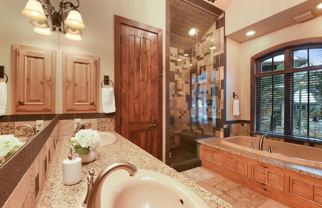 Homewood on the Lake - Photo 12