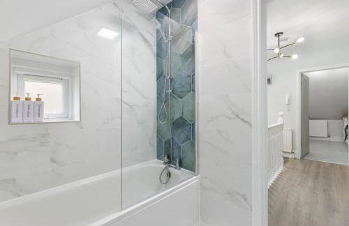 Crystal Palace Stylish Gem Slp 4 Next to Transport - Foto 5