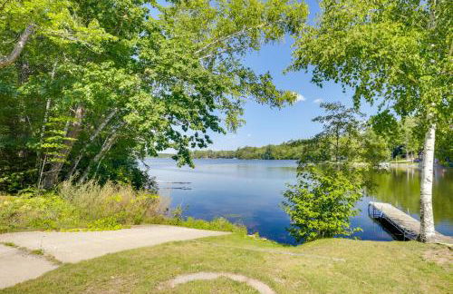 Lakefront Suring Home with Pool Table and Views! - Foto 37