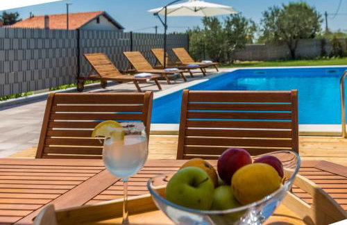 Serene Escape Near Zadar With Private Pool & Charming Outdoor Oasis - Foto 53