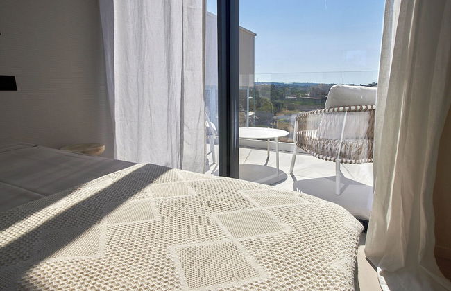 White Coast - Photo 5