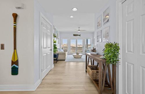 Blue Moon - LUX Oceanfront Pool Hot Tub Theater - Photo 63