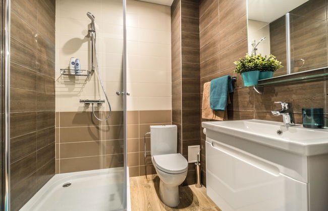 Greystone Suites & Apartments - Photo 41