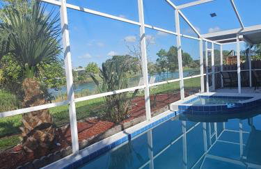 WaterView 4 miles to Disney 3Br 2Ba Pool Home - Foto 7