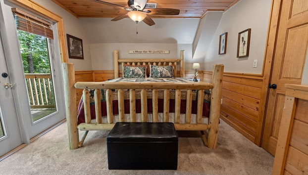 Sugar Bear Mountain Hideaway 3 Bedroom Cabin by RedAwning - Foto 5, Quarto