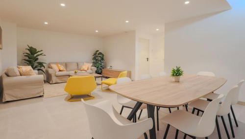 Luxueuze villa met verwarmd zwembad - Foto 3