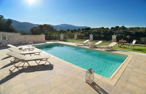 superb villa with private pool peaceful location - Foto 52
