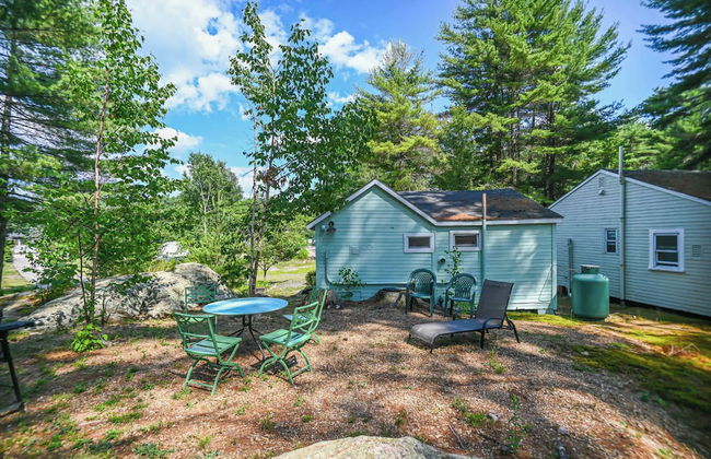 Cozy Cottage w/ Pool, BBQ and Outdoor Seating! - Photo 21