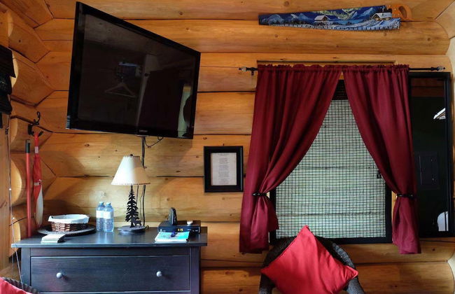 Yukon Pines - Photo 12