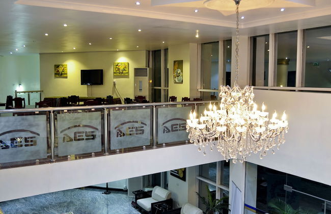 AES Luxury Apartments - Foto 2