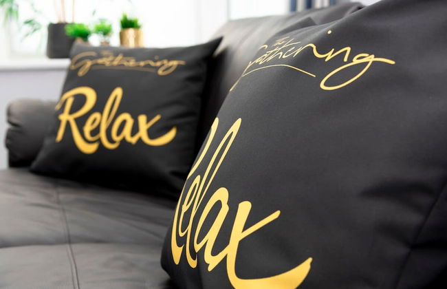 The Lower Gathering - Wrexham Town Centre - Sleeps Up To 10 - Photo 37