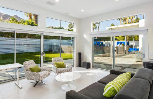 Far Far Away in Vista Las Palmas by ACME House Company - Foto 44