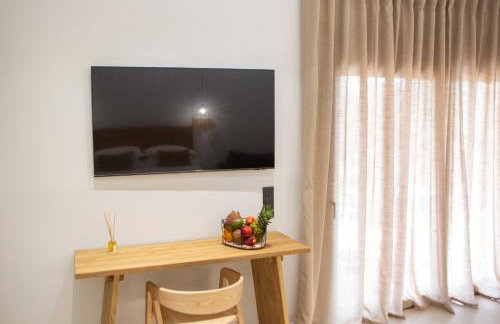 ELFAM CITY SUITES - Photo 63