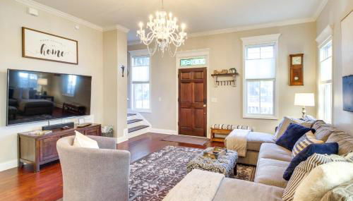 Chic Thomas Square Home in Walkable Location! - Foto 5