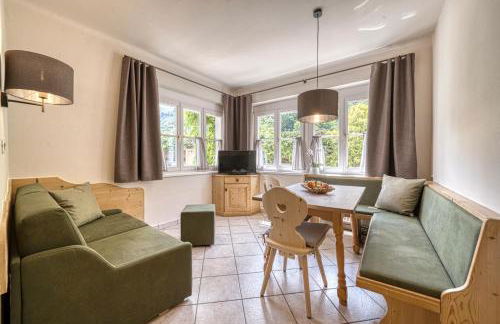 Kreuzwegerhof Nals - Historic Nature Stay with Pool near Meran & Bozen - Photo 23