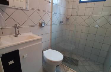 Casa a 50m praia da Pinheira configuravel de 1 ate 8 pessoas - Foto 37