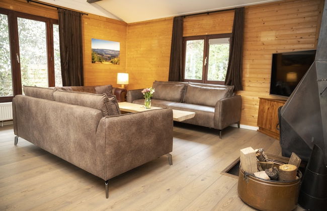 Cosy Chalet in Odeigne with Hot Tub - Foto 18