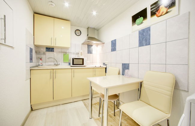 Apartment near St Isaac's Cathedral - Photo 4