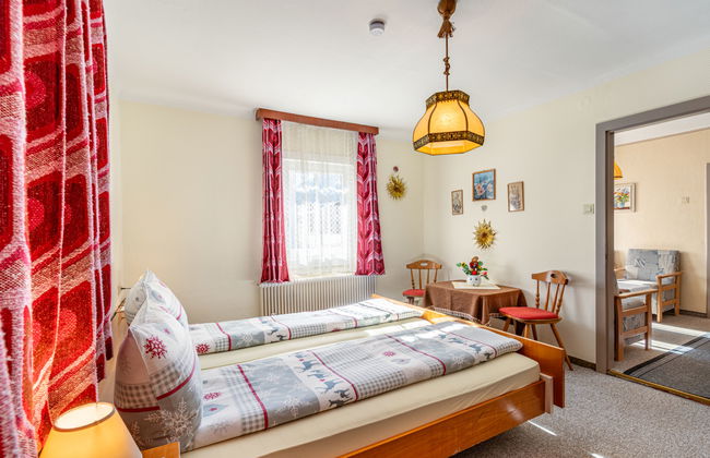 Elisabeth - Photo 17