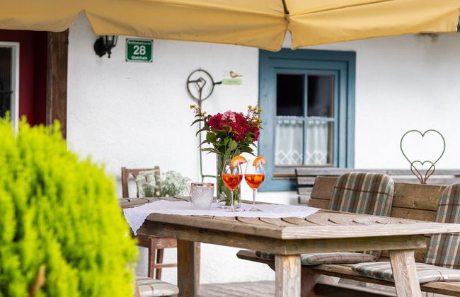 Historic Farmhouse: 200 Years old Meets new - Foto 26