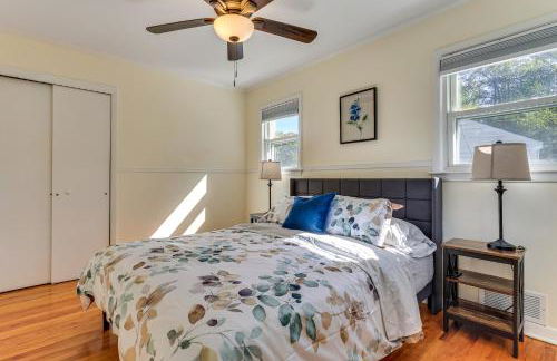 Spacious Fanwood Home with Decks, Walk to Park! - Foto 17