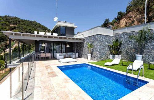 Lujo con piscina climatizada,jacuzzi,playa privada - Foto 4