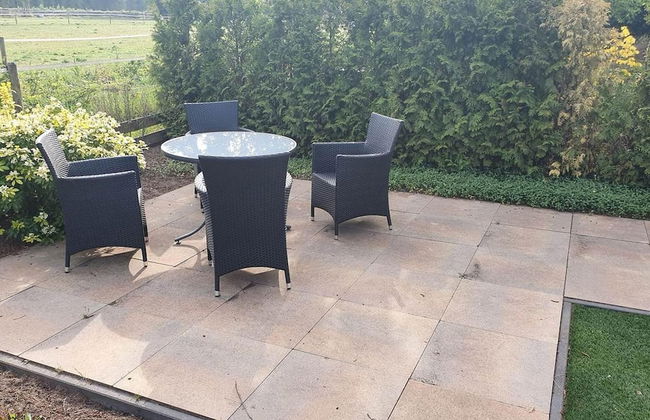 Glass Veranda Chalet in Nature - Foto 18