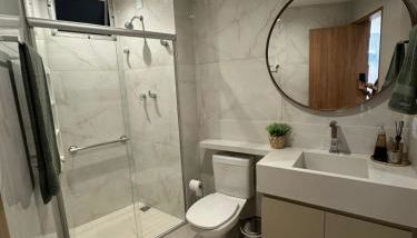 Apartamento área central portaria 24 horas - Foto 5, towels, Shower