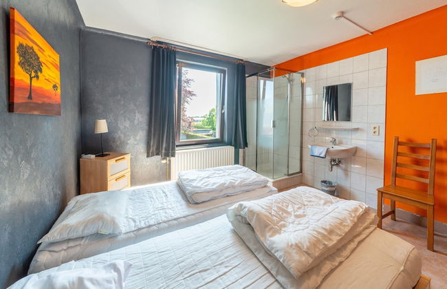 Ludogite: Lover's Retreat - Photo 4