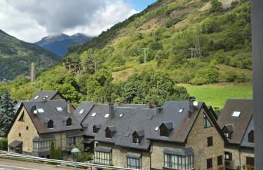 Apartamento de Montaña en Baqueira con Parking y Totalmente Equipado - Foto 5